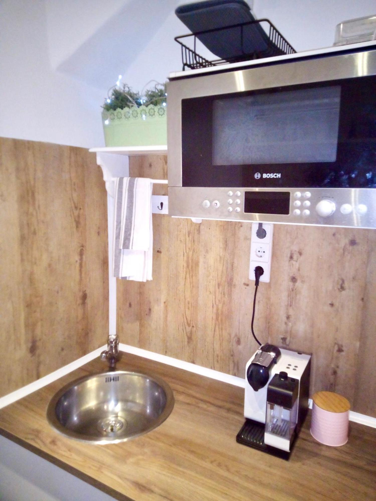 Gemuetliche 1 Zimmer Ferienwohnung Ludwigsburg Esterno foto